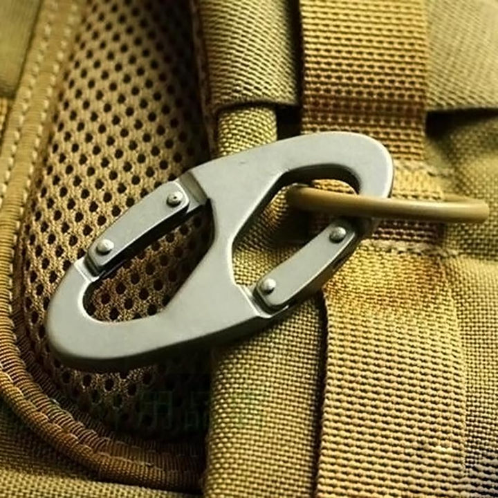 8-shaped Mountaineering Buckle Outdoor Camping Keychain