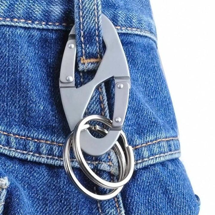 8-shaped Mountaineering Buckle Outdoor Camping Keychain